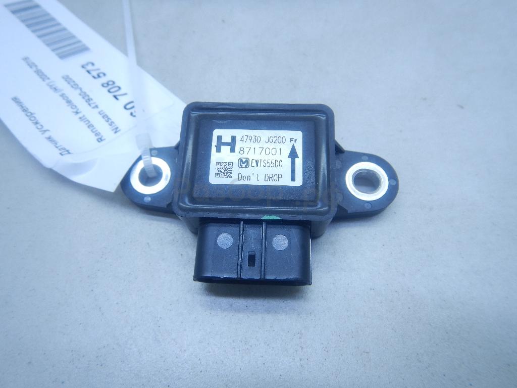 Датчик ускорения