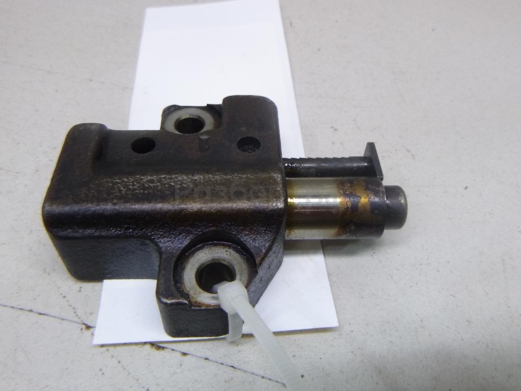 Натяжитель цепи