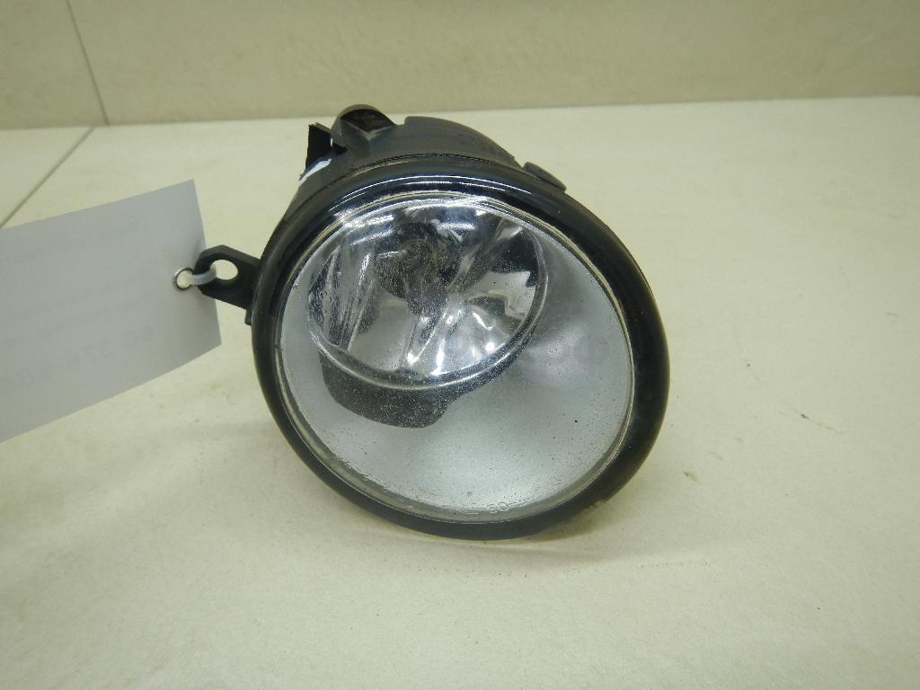 Фара противотуманная левая