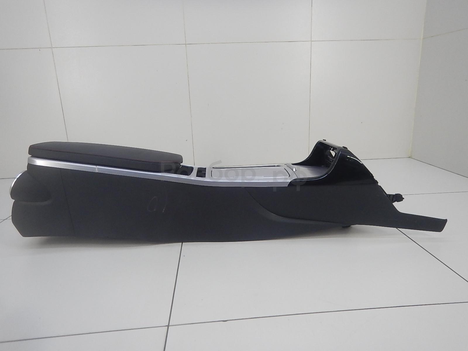 Подлокотник