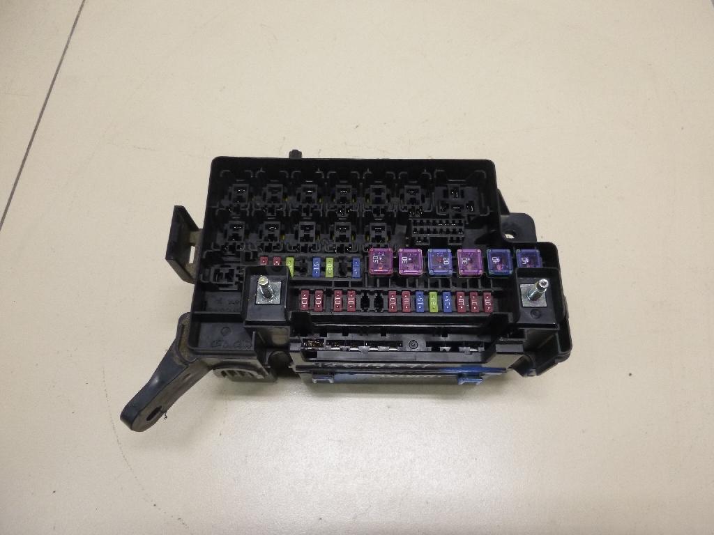 Блок предохранителей