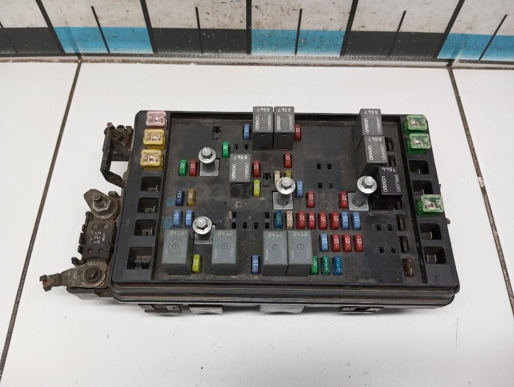 Блок предохранителей