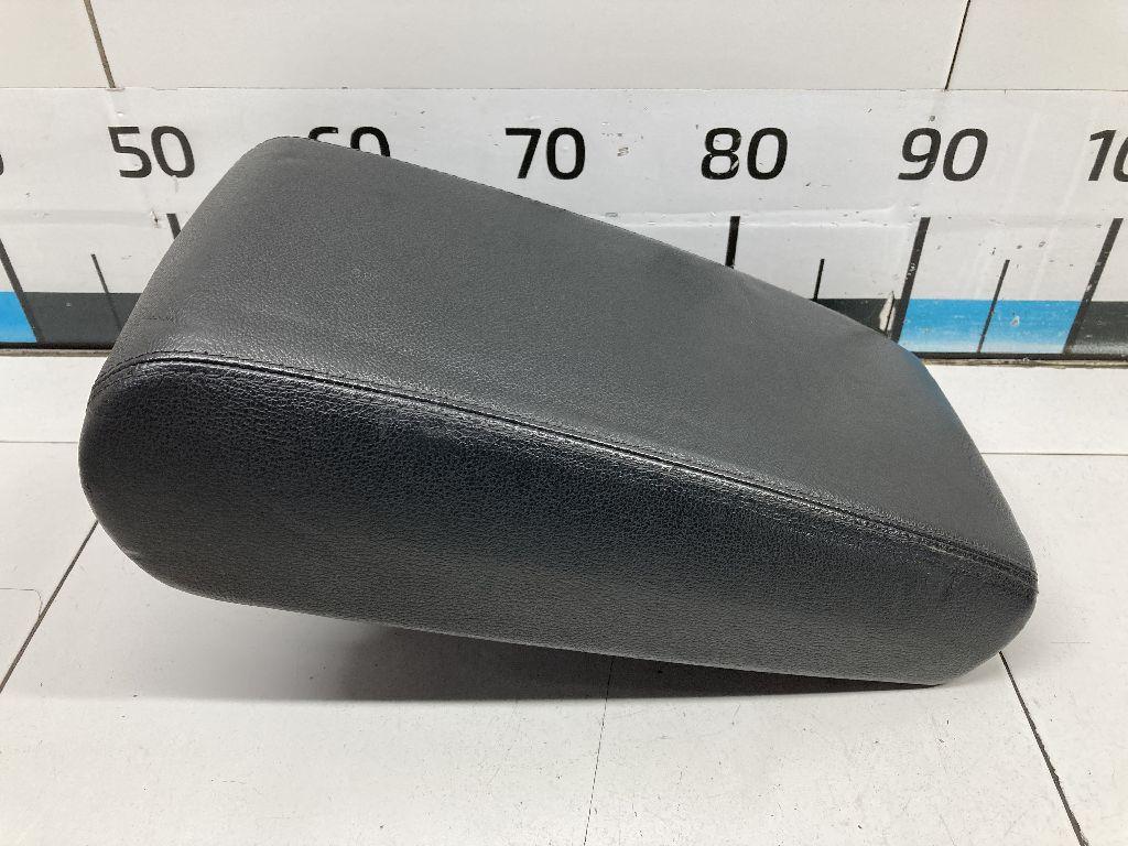 Подлокотник