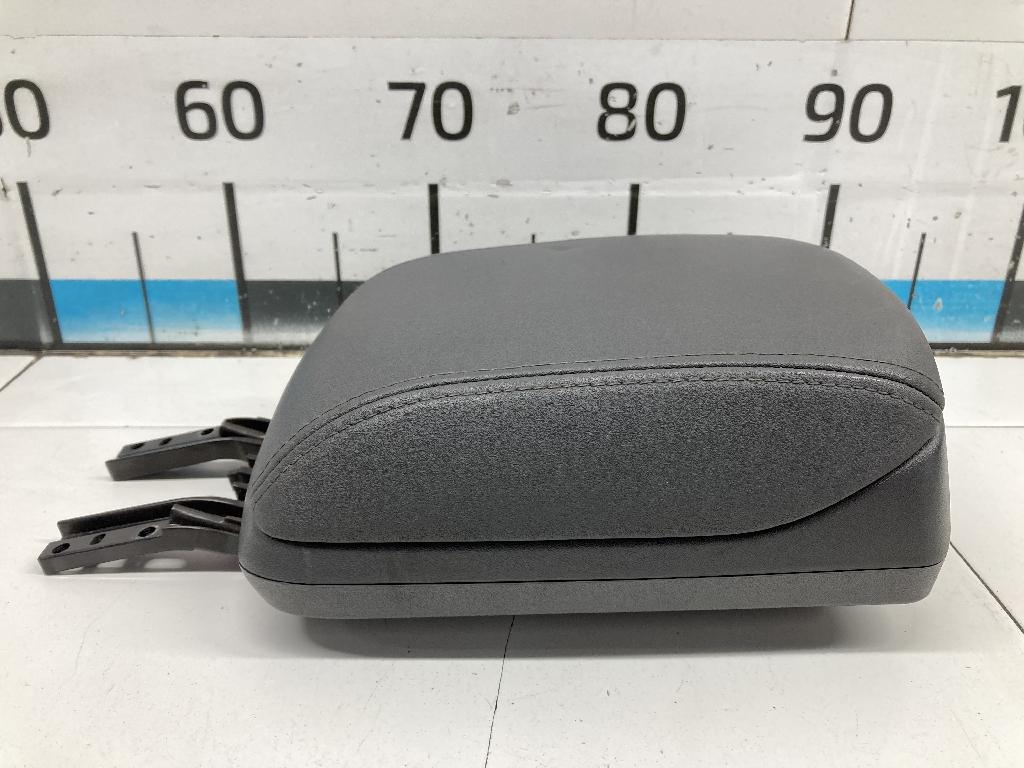 Подлокотник