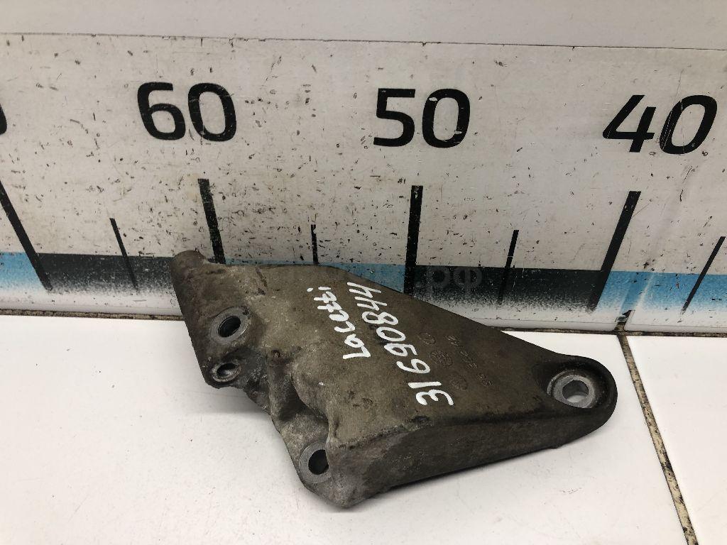 Кронштейн генератора