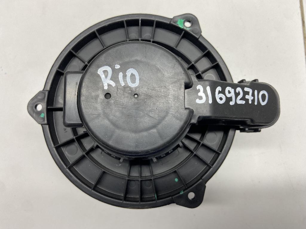 Моторчик отопителя