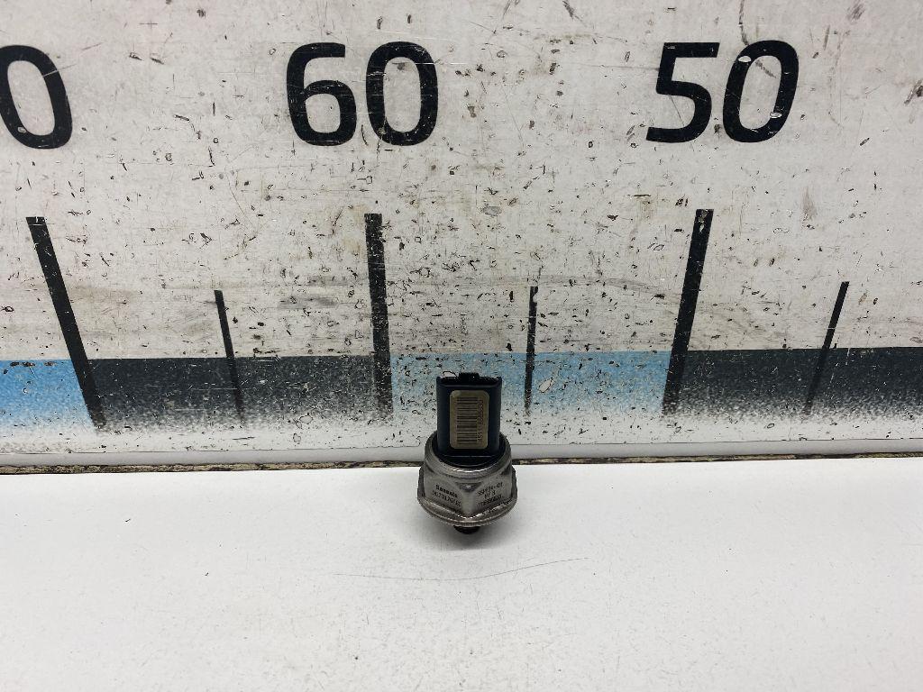 Датчик давления топлива