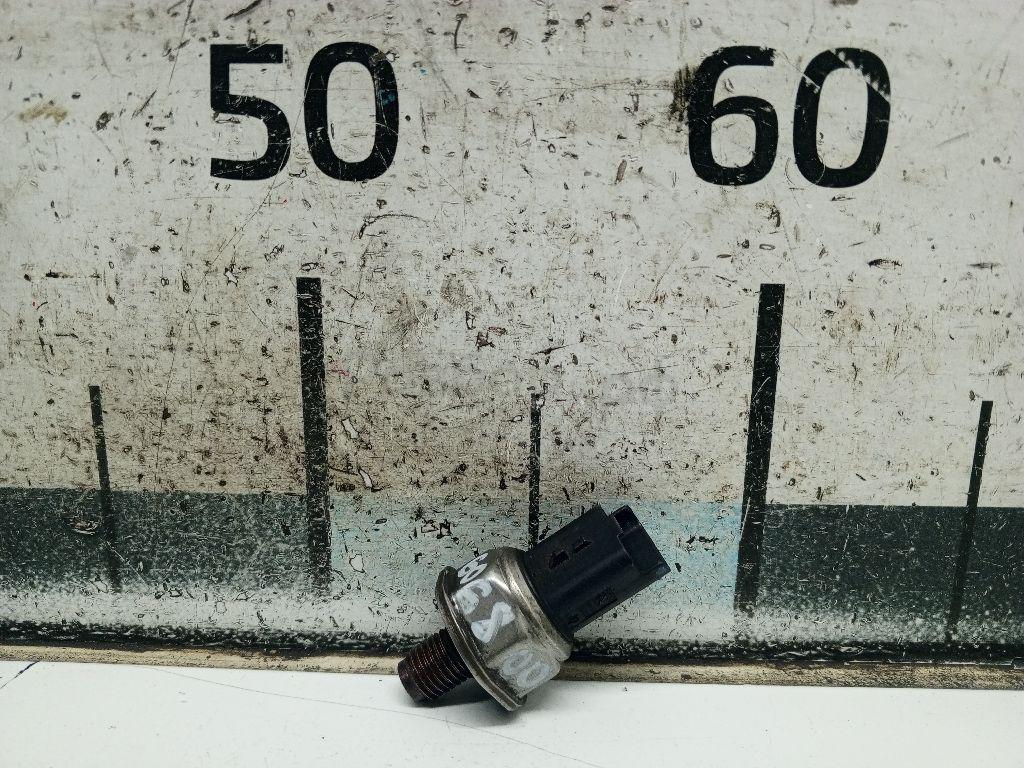 Датчик давления топлива