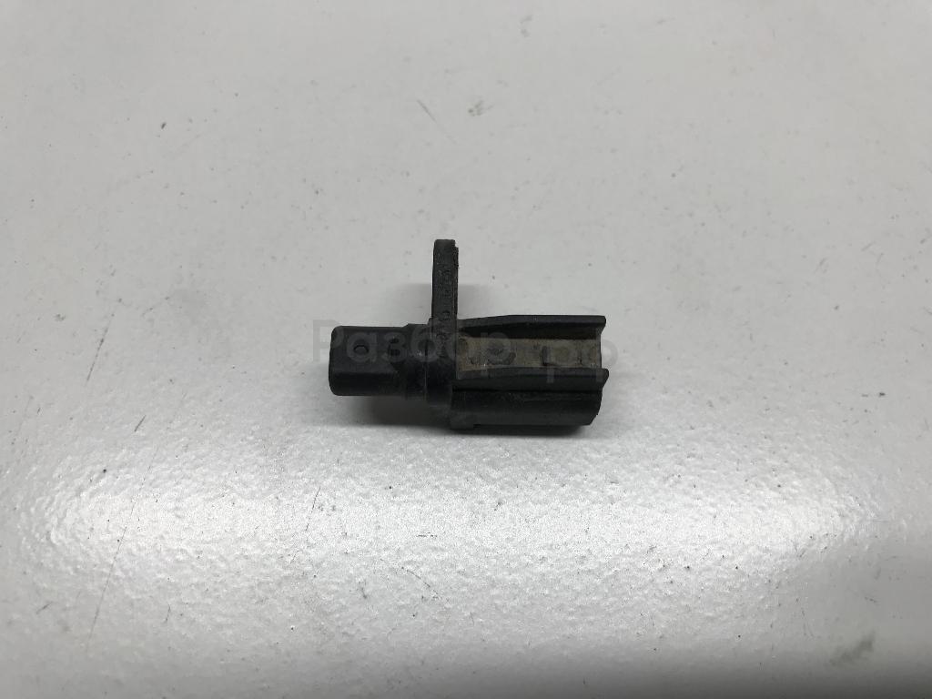 Датчик ABS задний