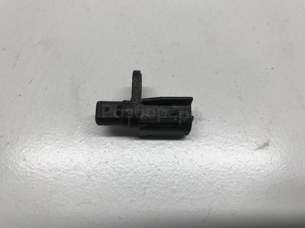 Датчик ABS задний