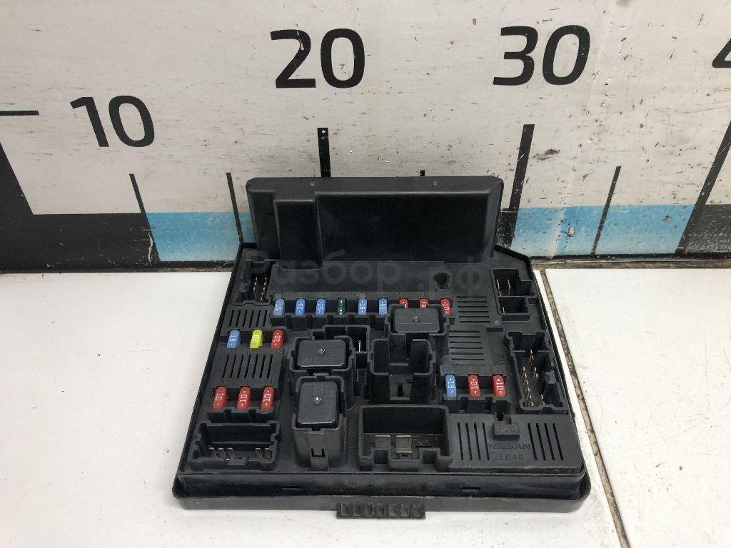 Блок предохранителей