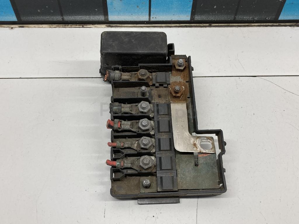 Блок предохранителей