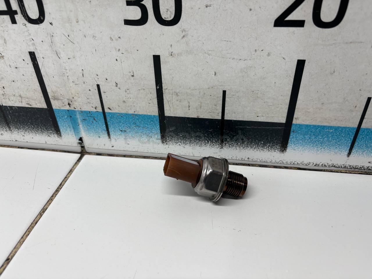 Датчик давления топлива