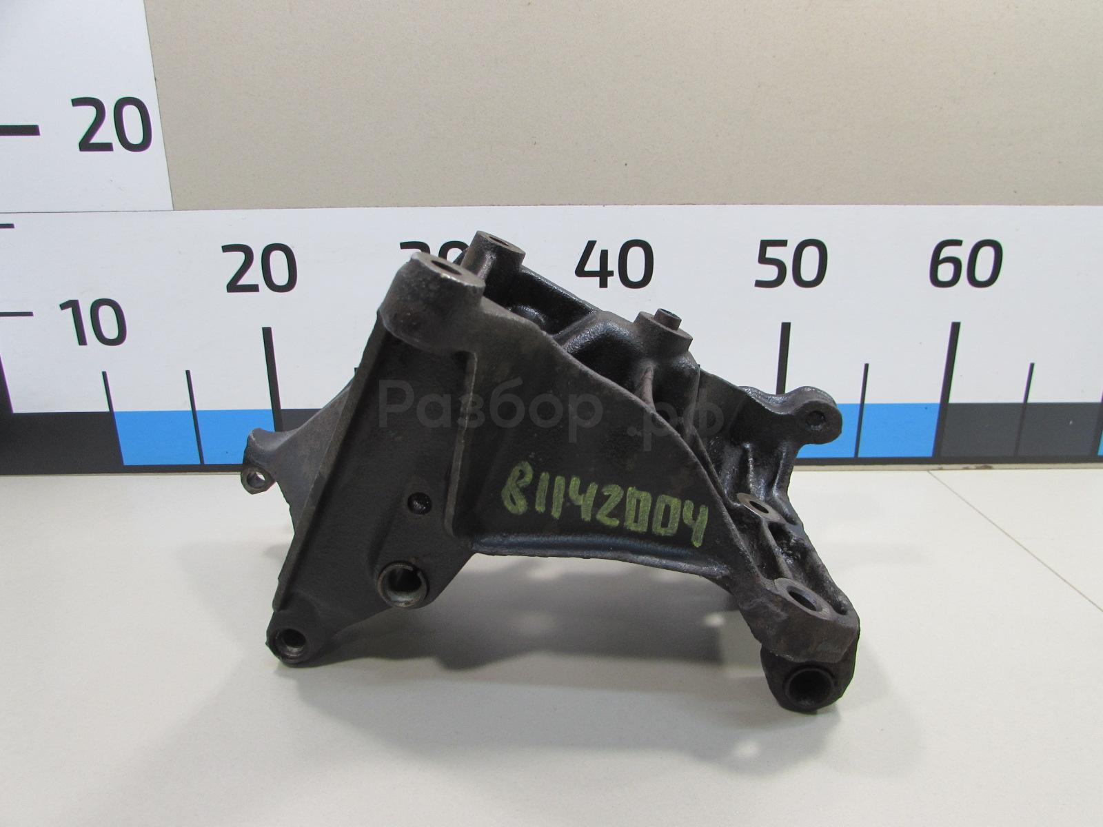 Кронштейн генератора