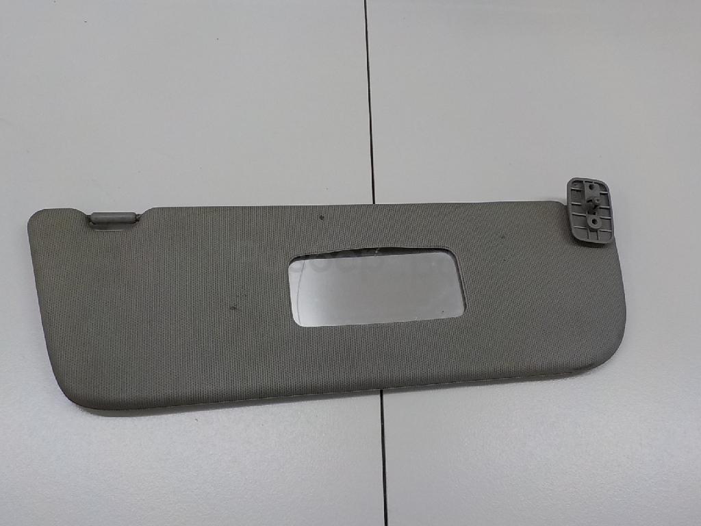 Козырек солнцезащитный (внутри)