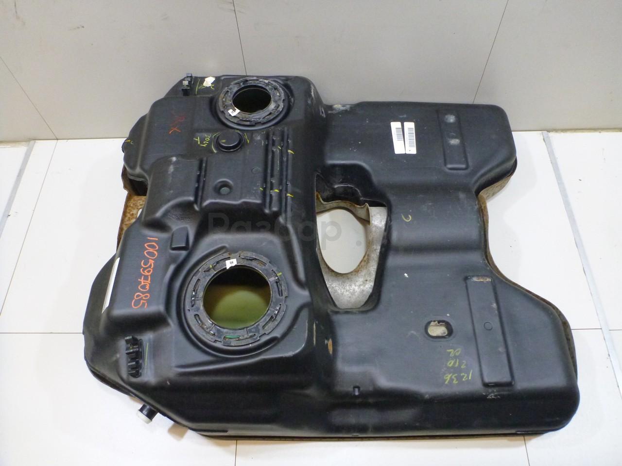 Бак топливный