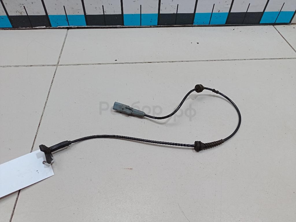 Датчик ABS передний