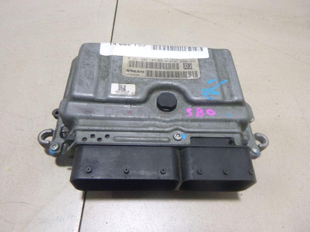 Блок управления двигателем