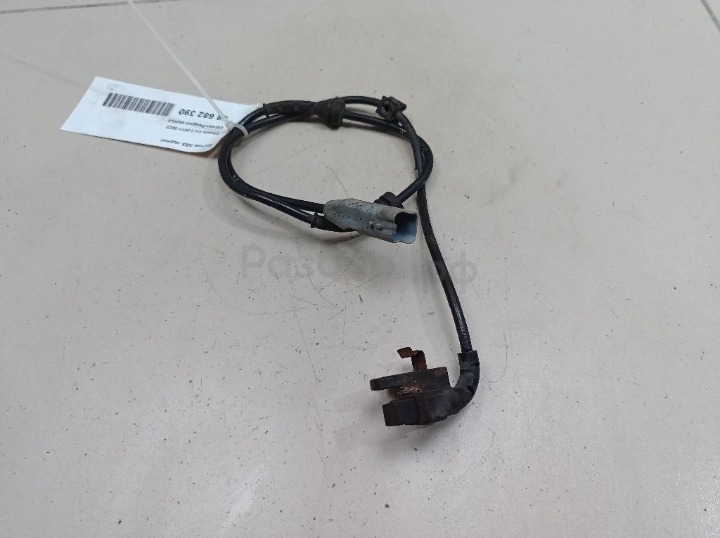 Датчик ABS задний