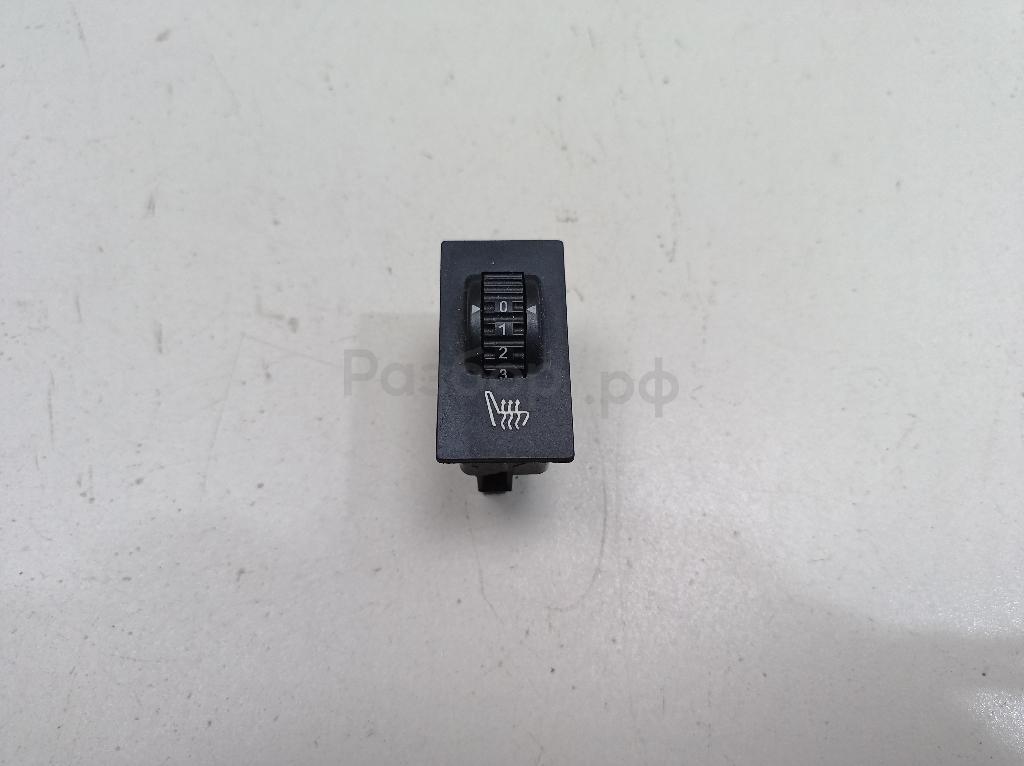 Кнопка обогрева сидений