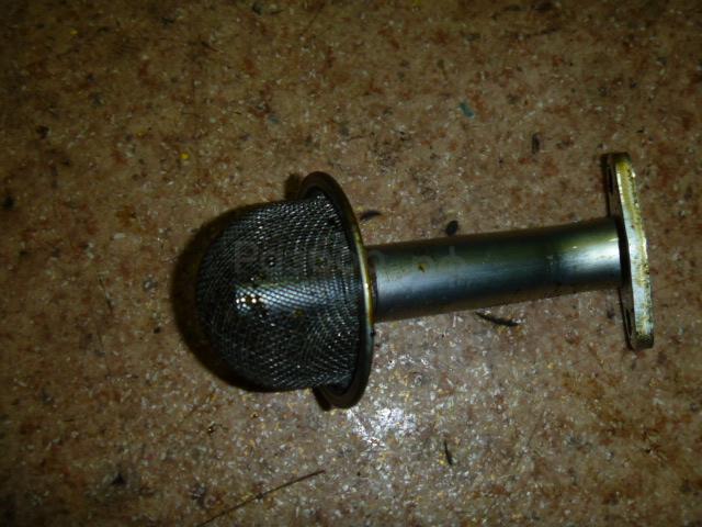 Маслозаборник