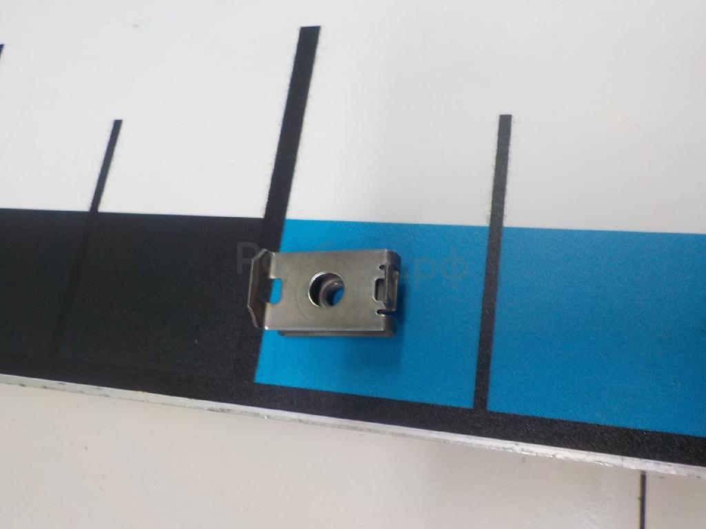 Крепеж фары