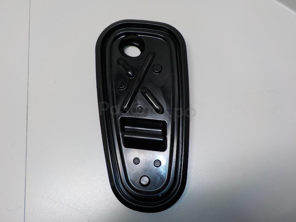 Уплотнитель двери