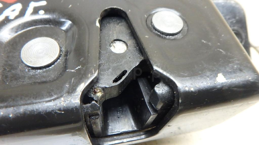 Замок багажника