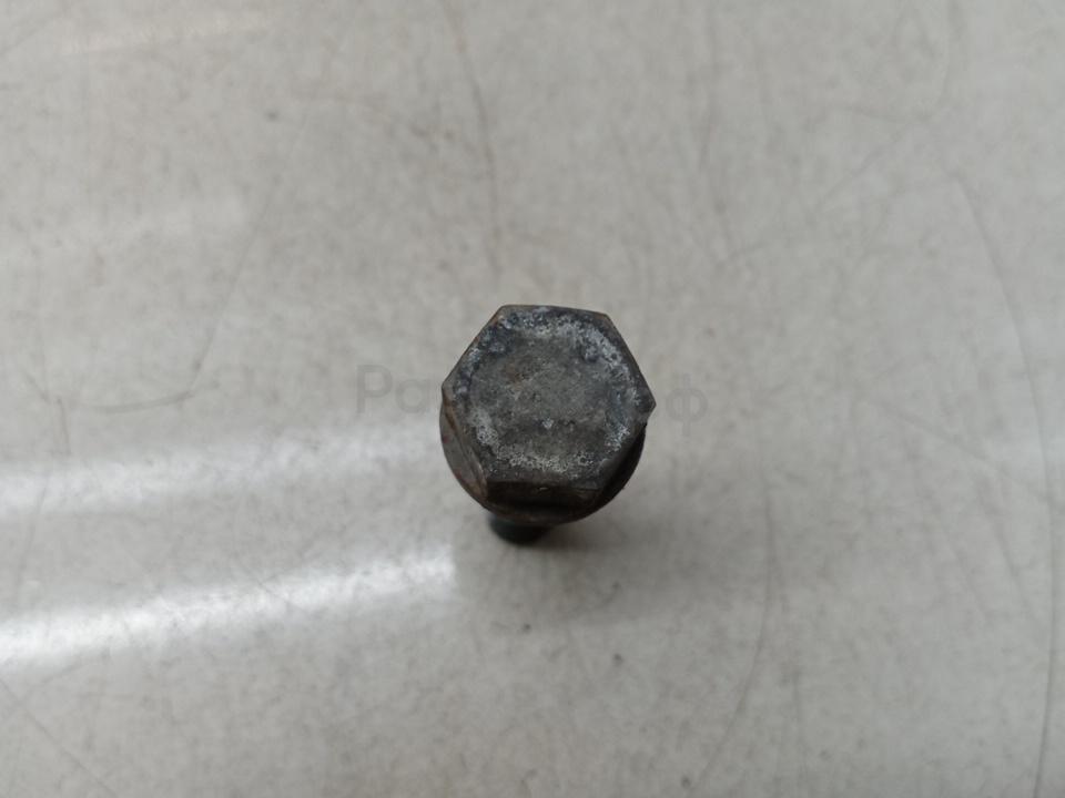 Болт коленвала