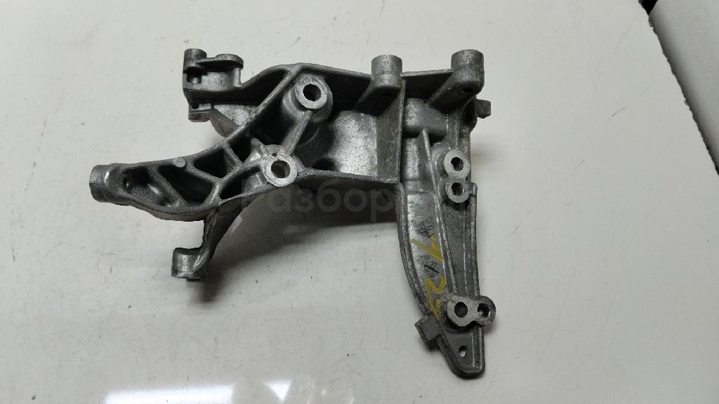 Кронштейн генератора