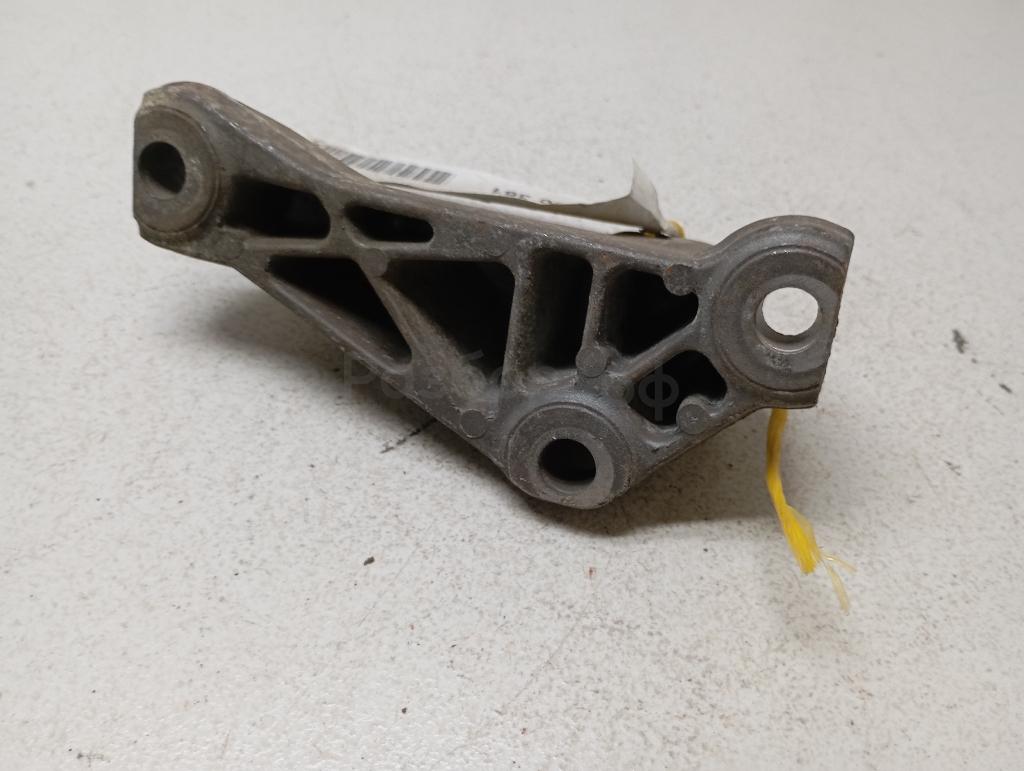 Кронштейн ТНВД