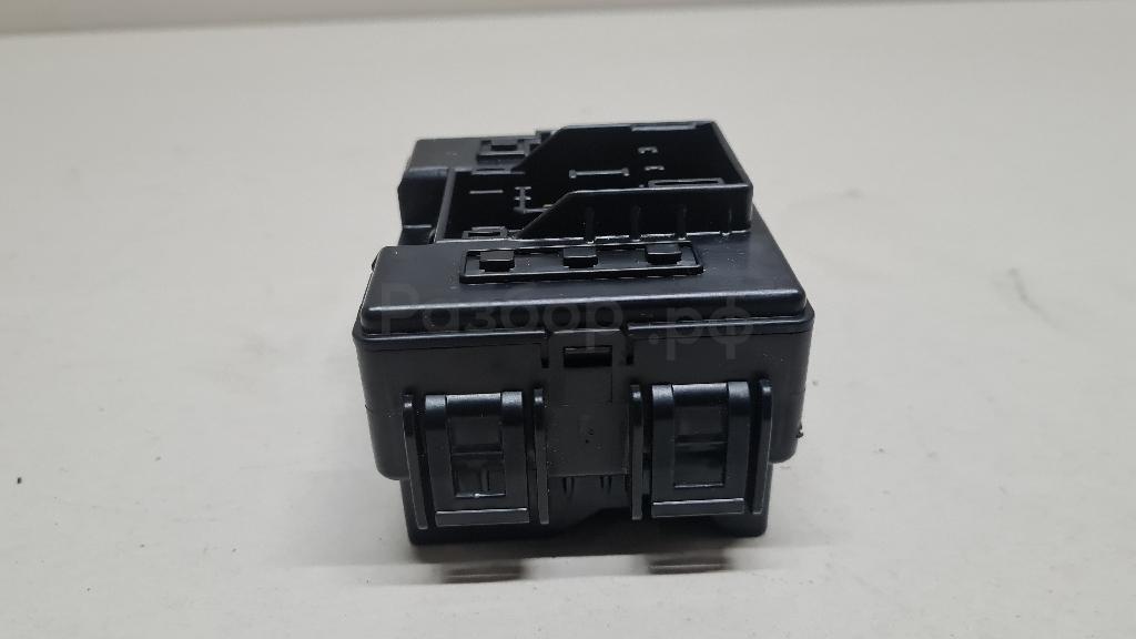 Блок предохранителей