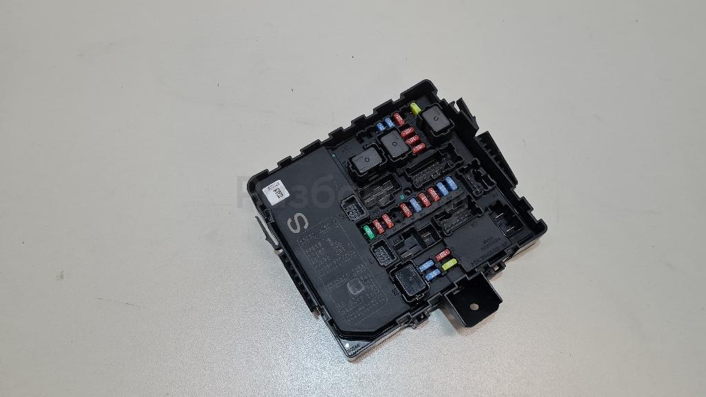 Блок предохранителей