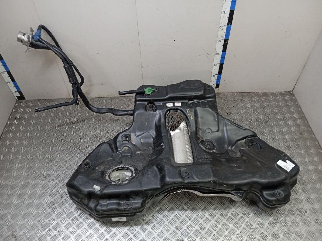 Бак топливный