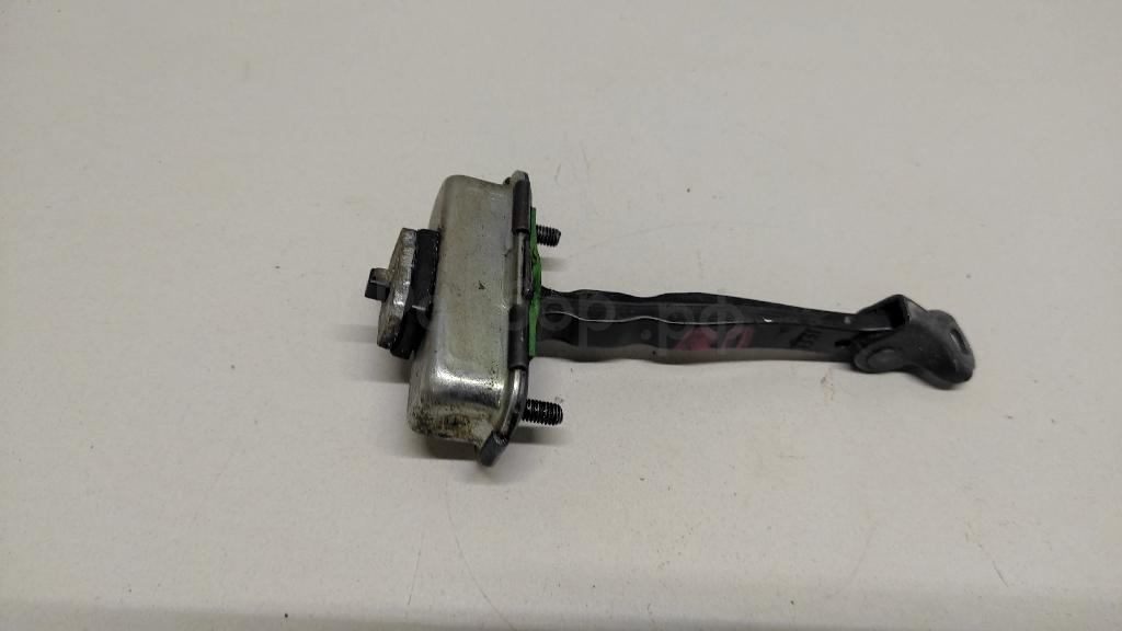 Ограничитель двери