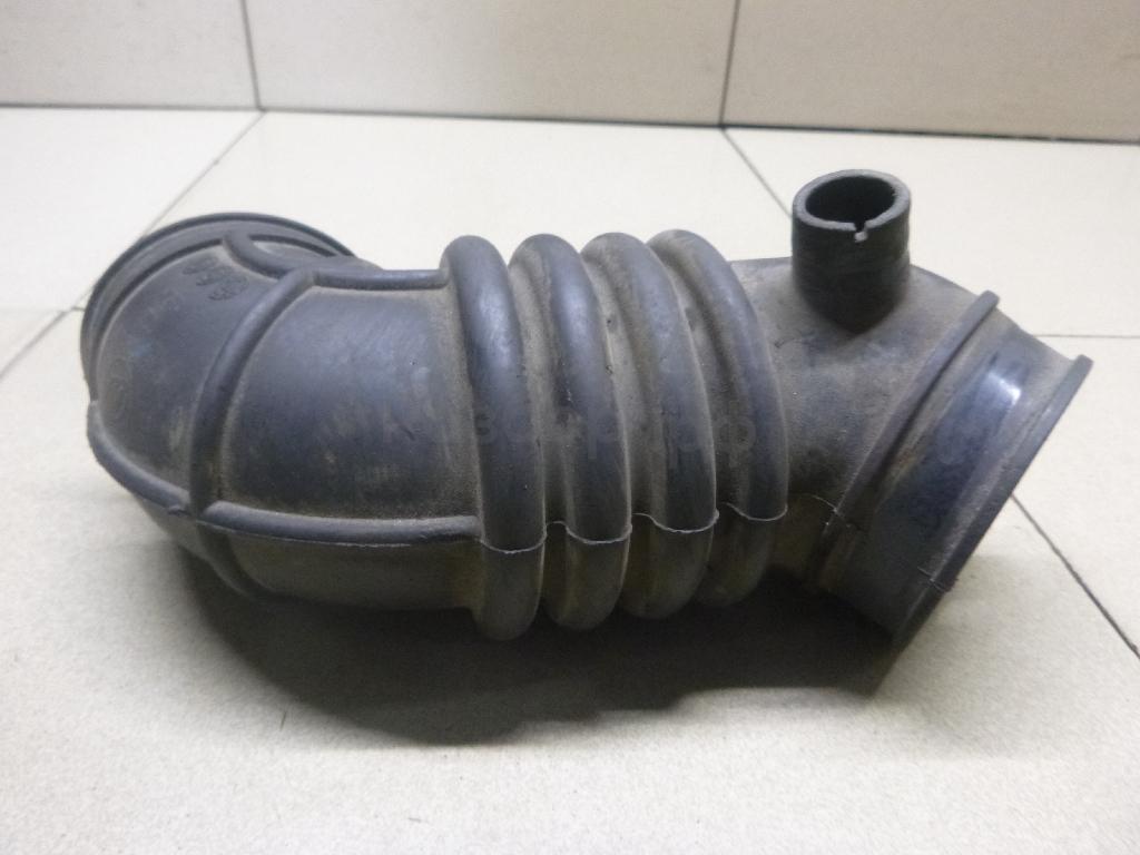 Патрубок воздушного фильтра