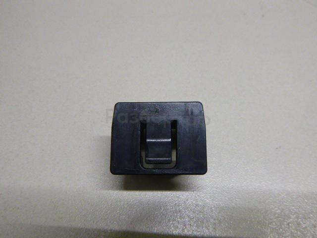 Крепеж фары