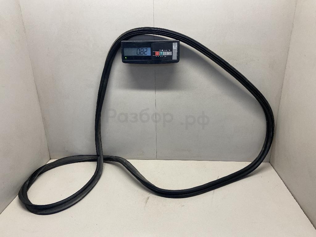 Уплотнитель багажника