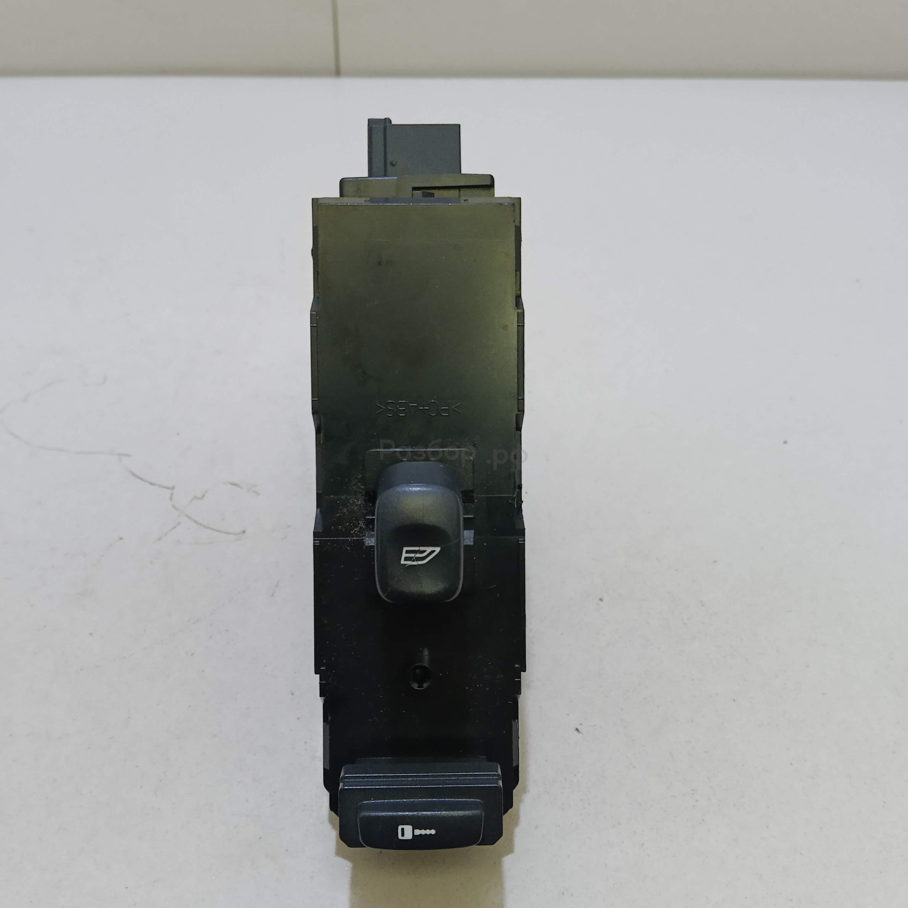 Кнопка стеклоподъемника