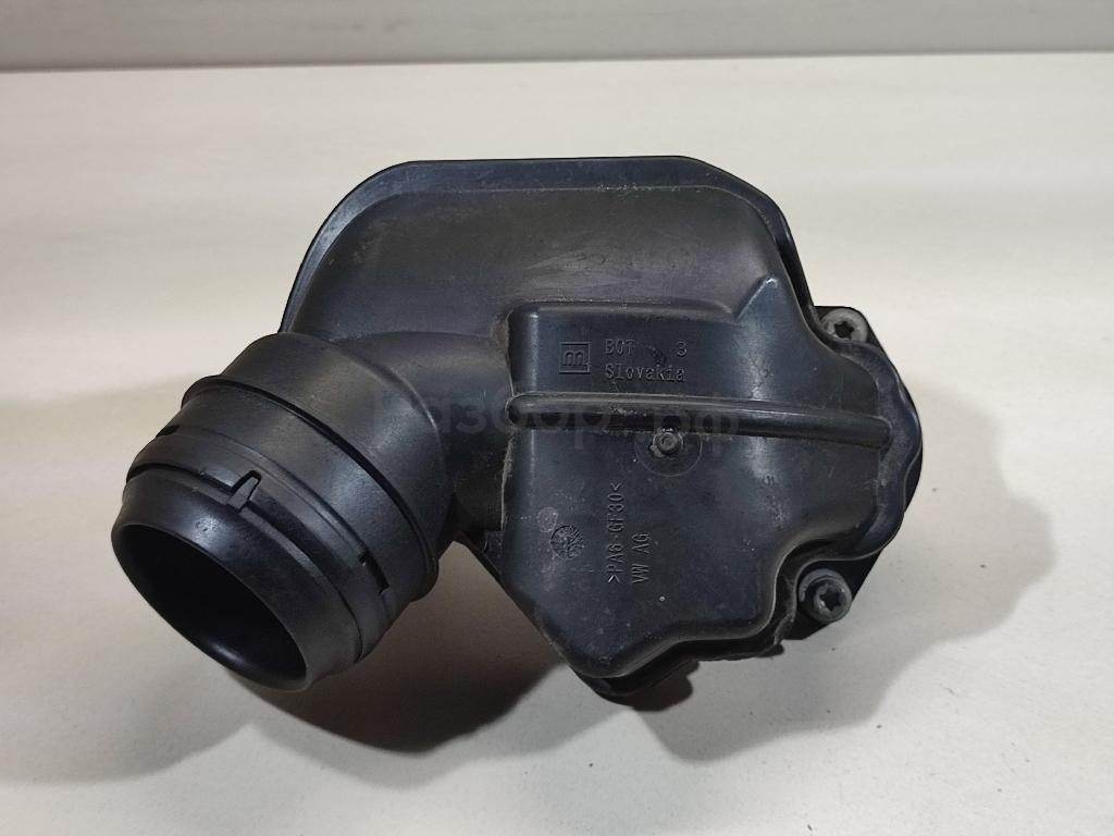 Патрубок воздушного фильтра