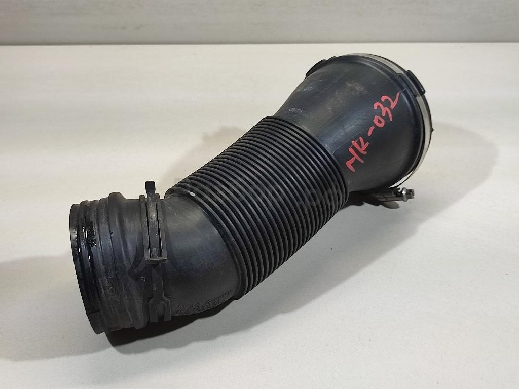 Патрубок воздушного фильтра