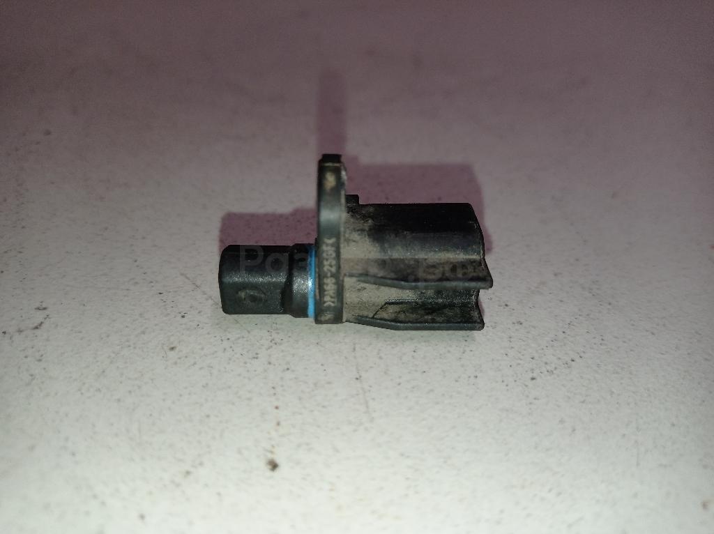 Датчик ABS задний