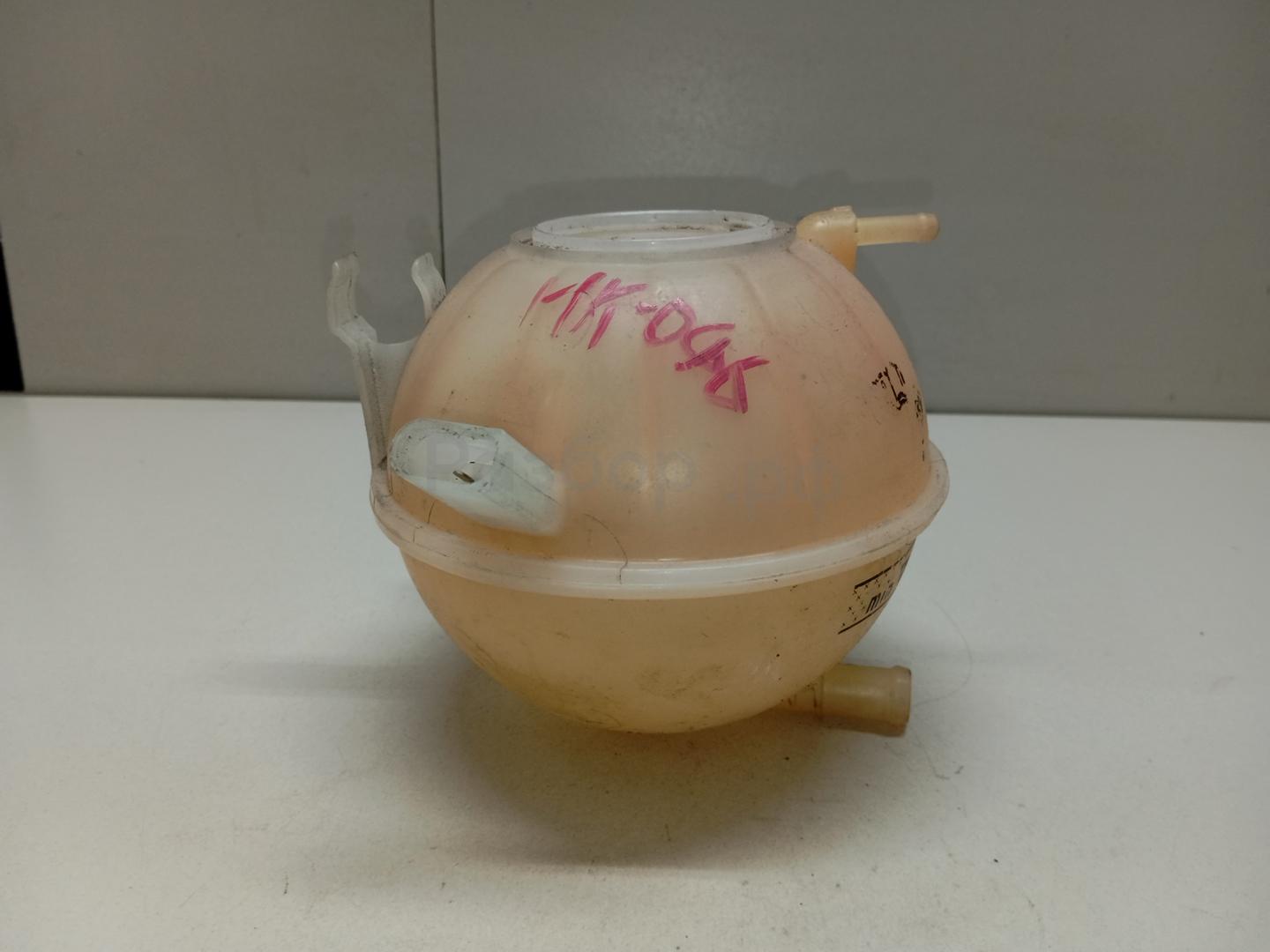 Бачок расширительный