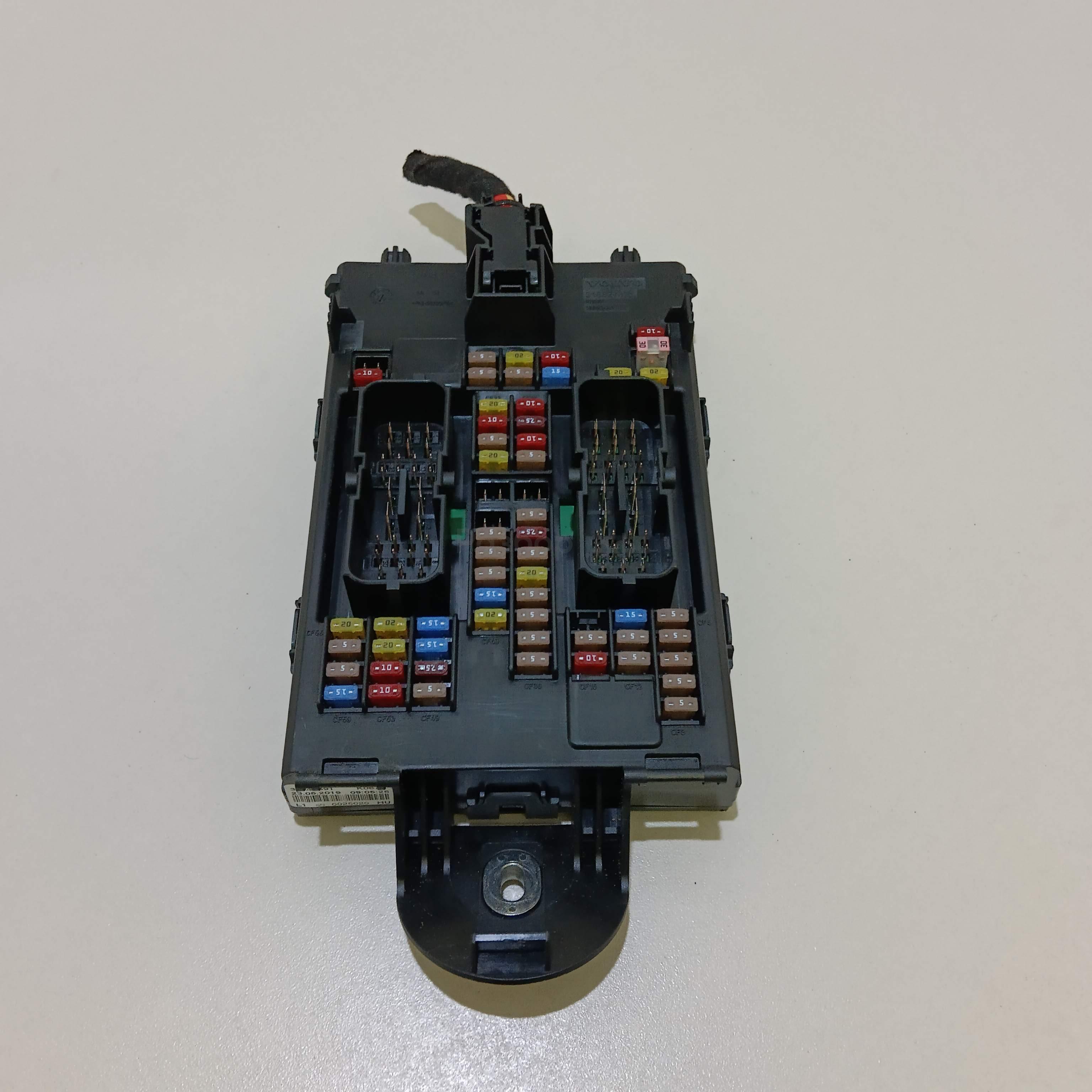 Блок предохранителей