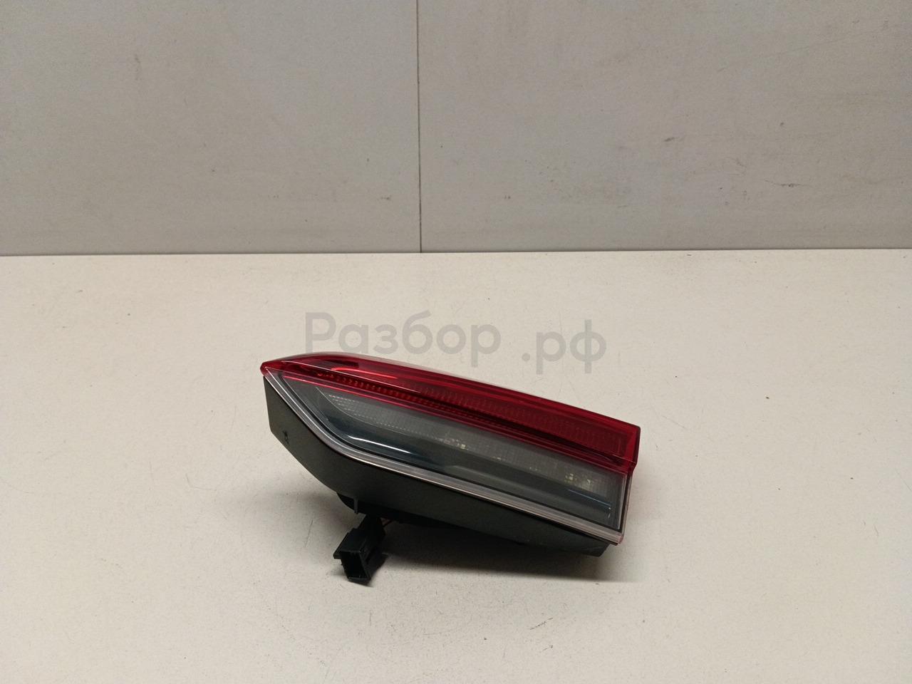 Фонарь задний внутренний правый