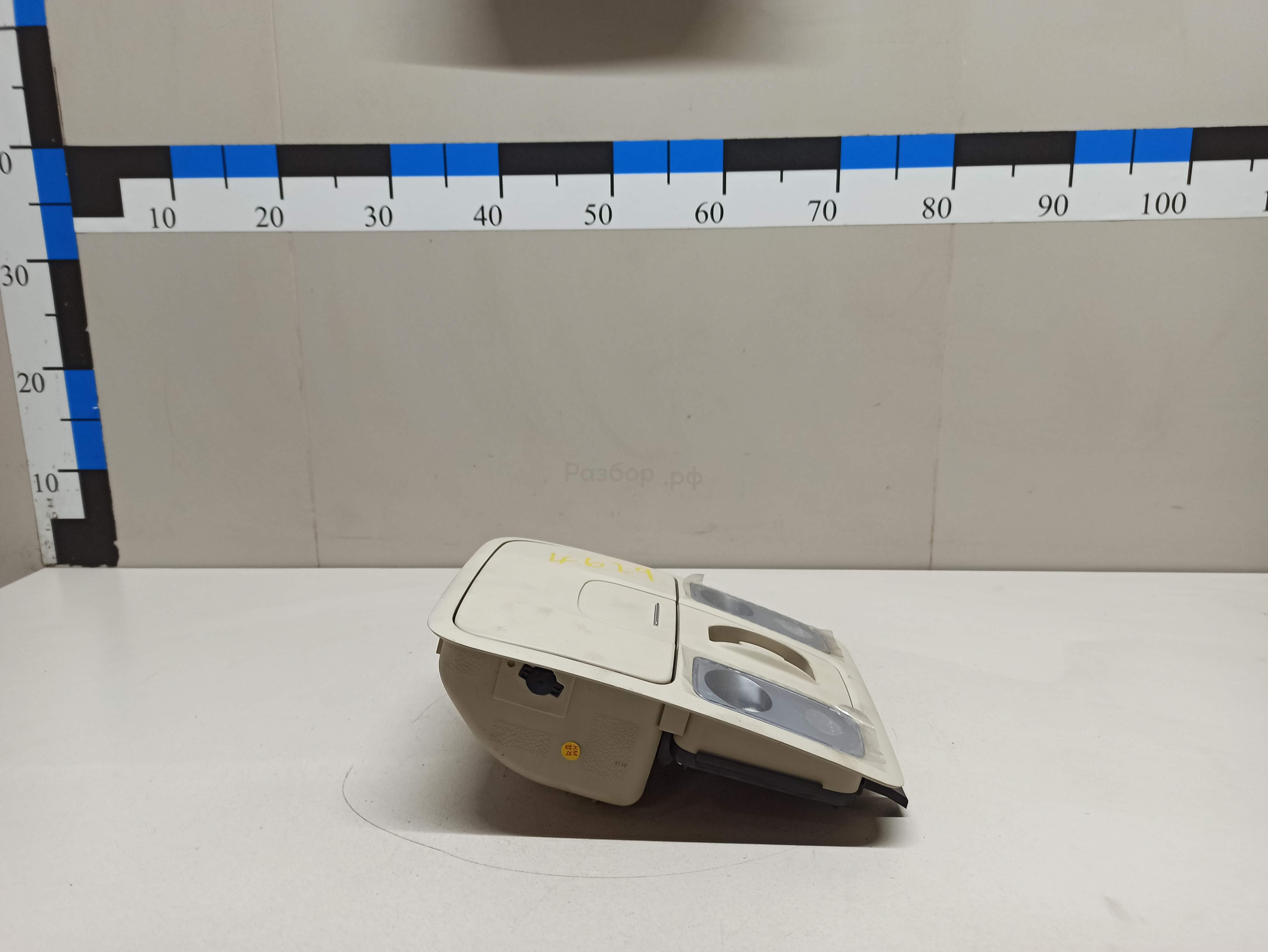 Плафон салонный