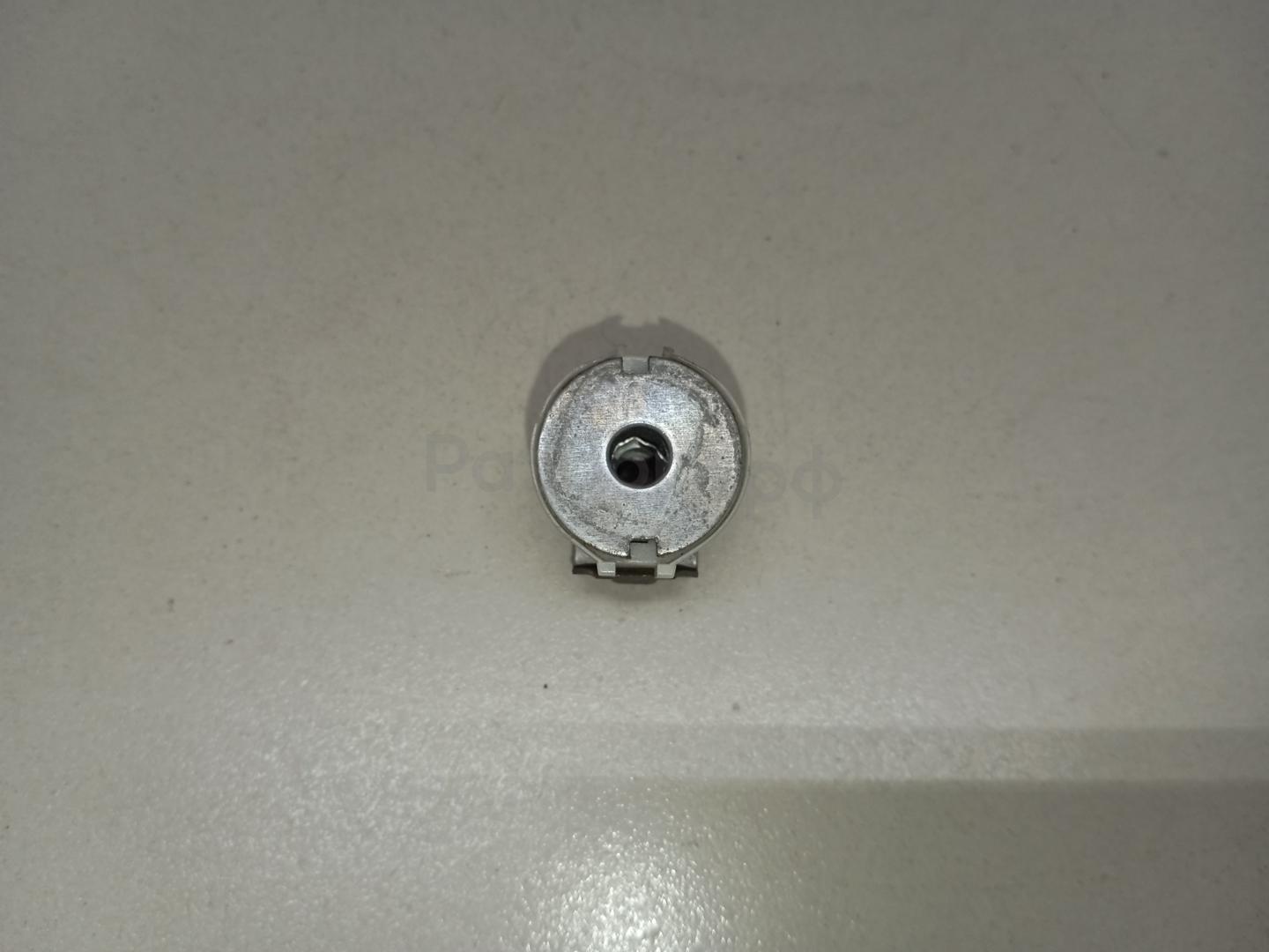 Крепеж фары