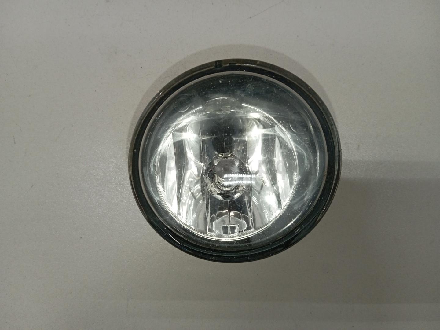 Фара противотуманная правая