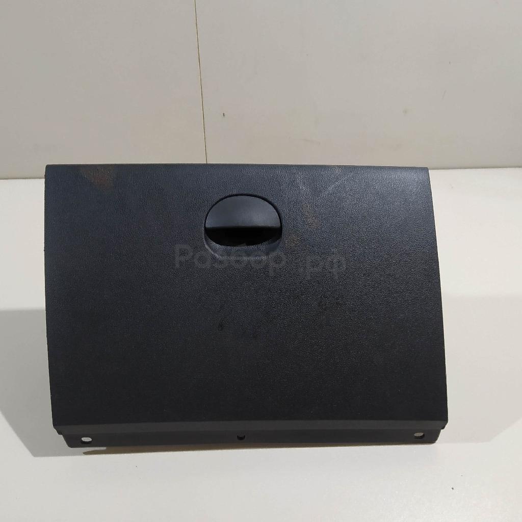 Крышка (дверца) бардачка