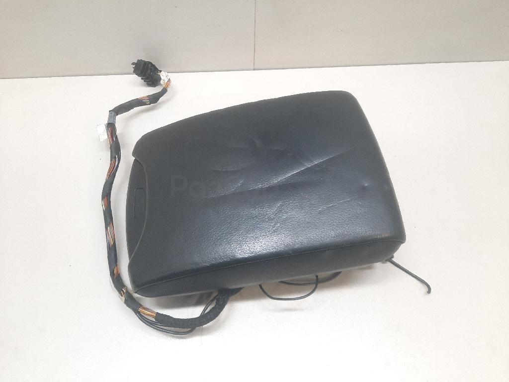 Подлокотник